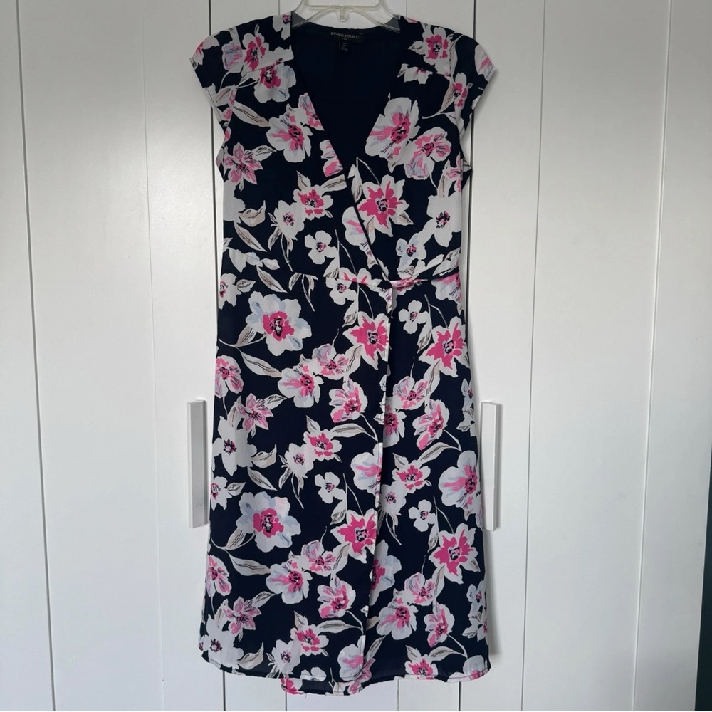 Banana Republic Pink and White Floral Midi Dress